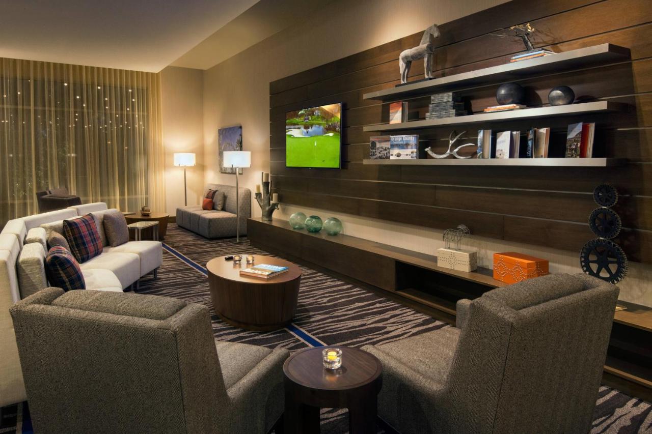 Courtyard By Marriott Irvine Spectrum Dış mekan fotoğraf